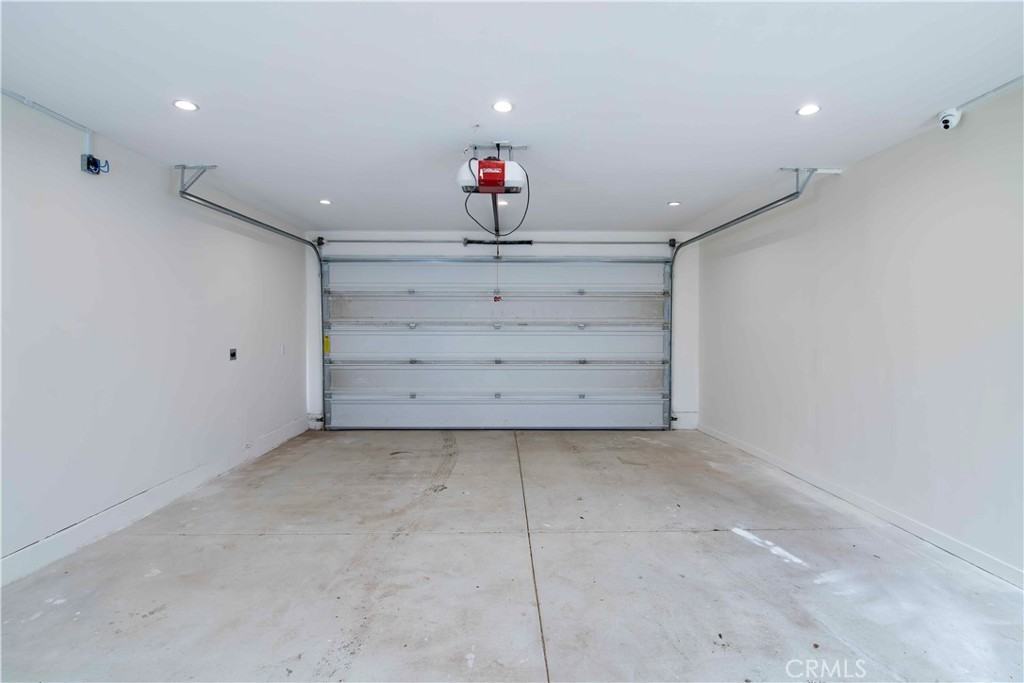 6417 White Oak Avenue #6417 - Photo 7 of 50