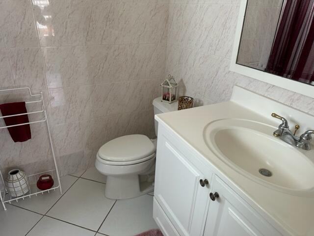 6813 Moonlit Dr #6813 - Photo 2 of 41