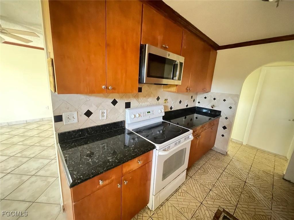 19008 Orlando Rd S #19008 - Photo 3 of 10