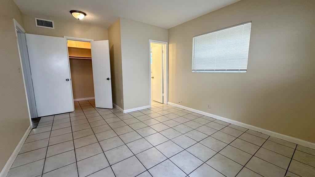 719 Se 16th St #719-5 - Photo 2 of 12