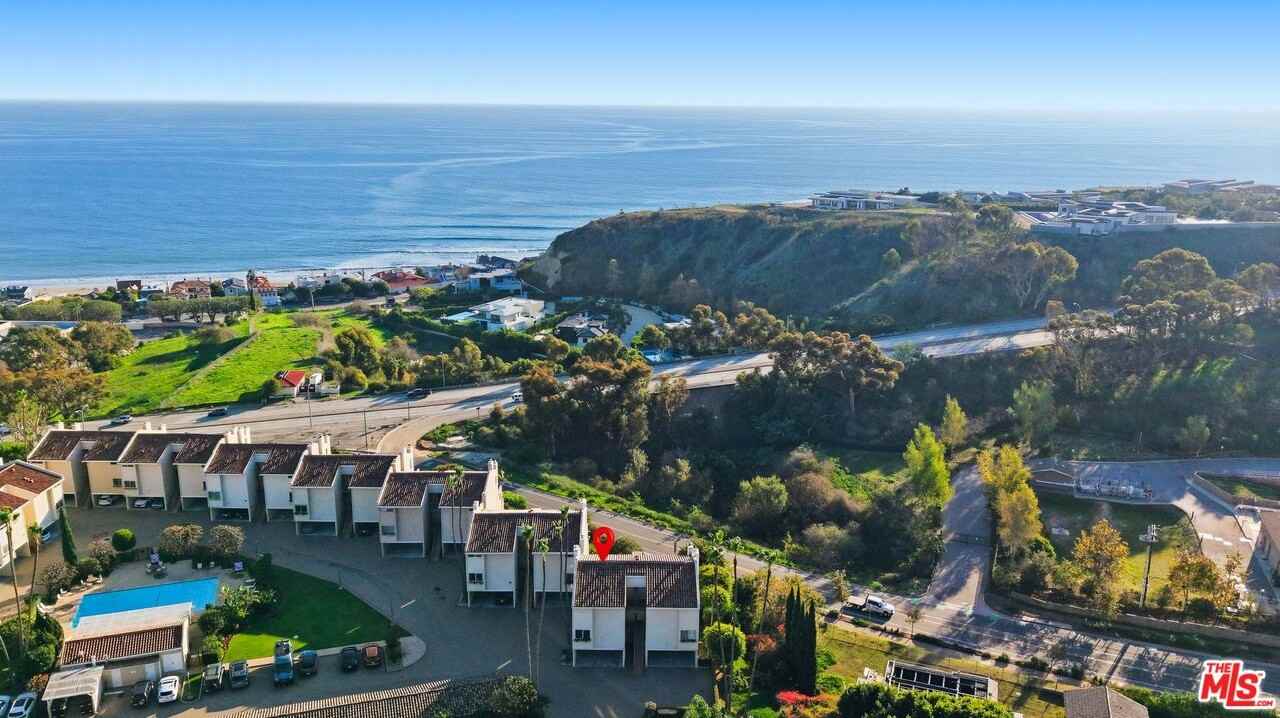 23926 De Ville Way #23926B - Photo 6 of 41