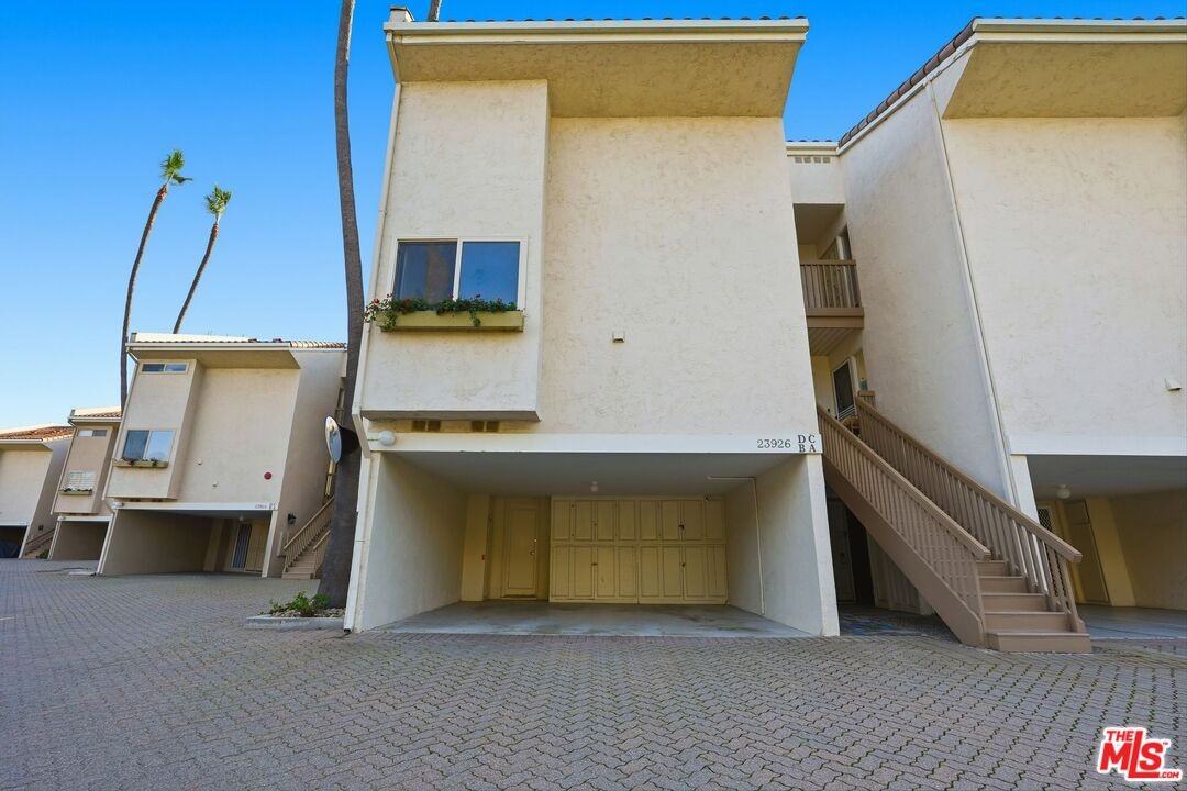 23926 De Ville Way #23926B - Photo 7 of 41