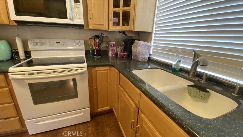 1222 Devonshire Lane #1222 - Photo 3 of 9