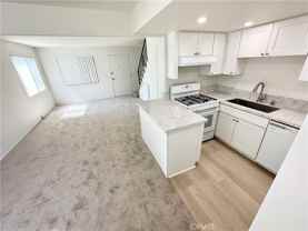 2713 Calle Del Comercio #2713C - Photo 1 of 1