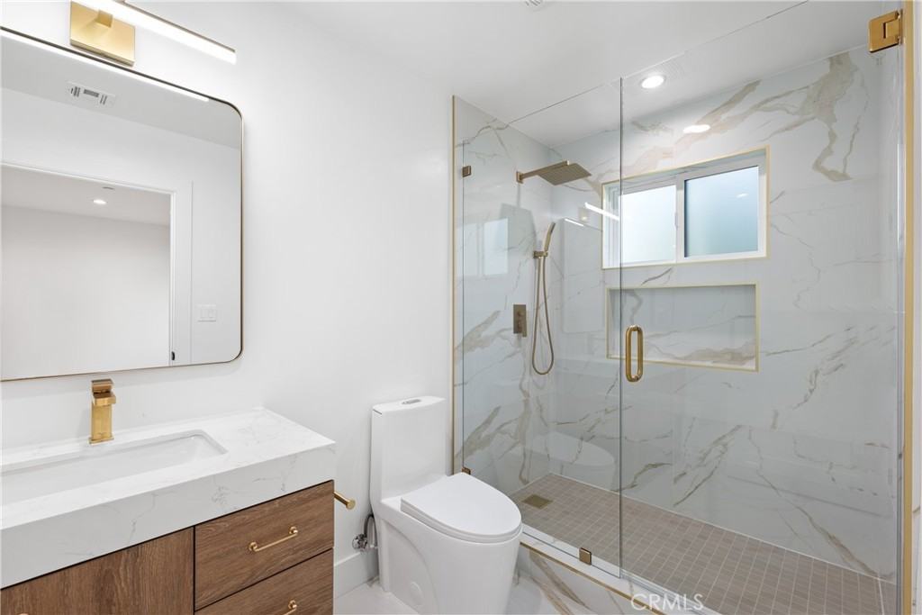 6719 Ben Avenue #6719 - Photo 4 of 20