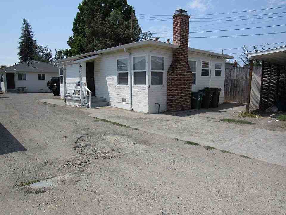 Peralta St #22223 - Photo 4 of 6