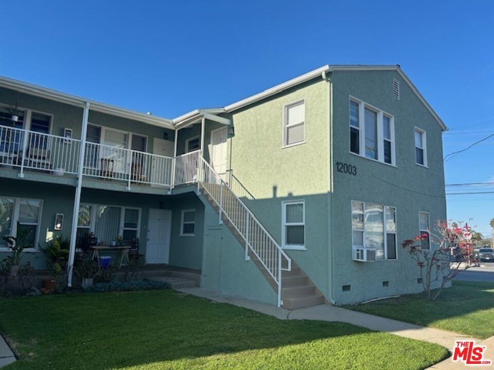 12003 Louise Ave #12003-3 - Photo 2 of 4