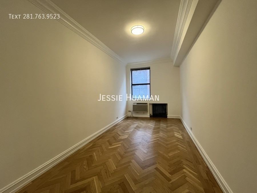 1680 York Ave #1 - Photo 7 of 9