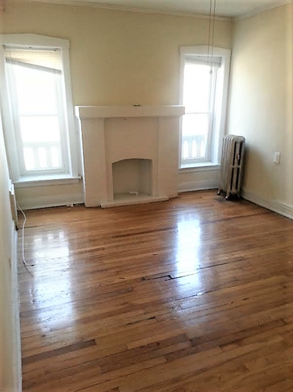 6530 N Lakewood Ave #12 - Photo 3 of 8