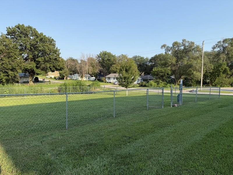 704 East 14th Street #4 - Photo 7 of 7