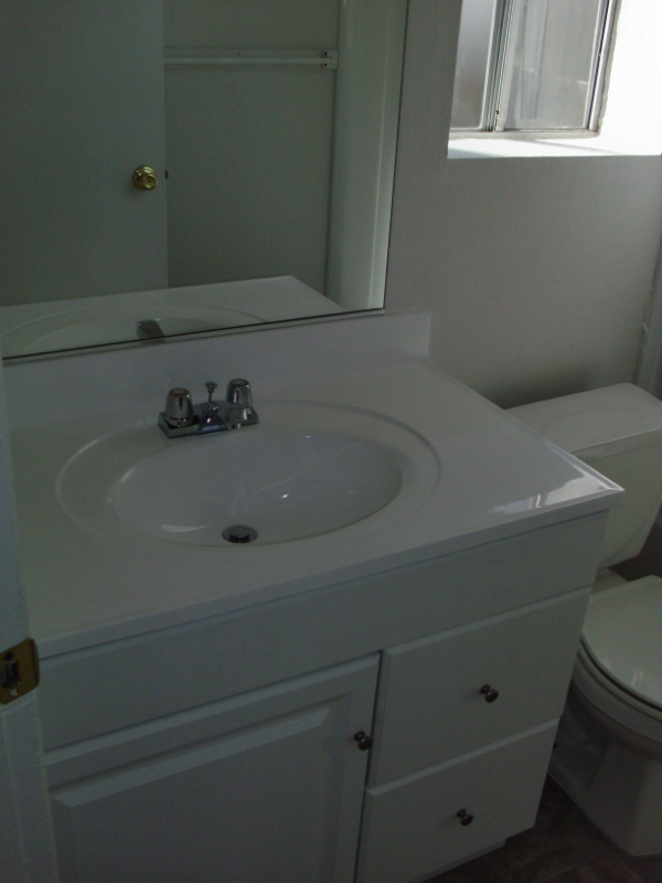 991 N Mollison Ave #14 - Photo 3 of 3