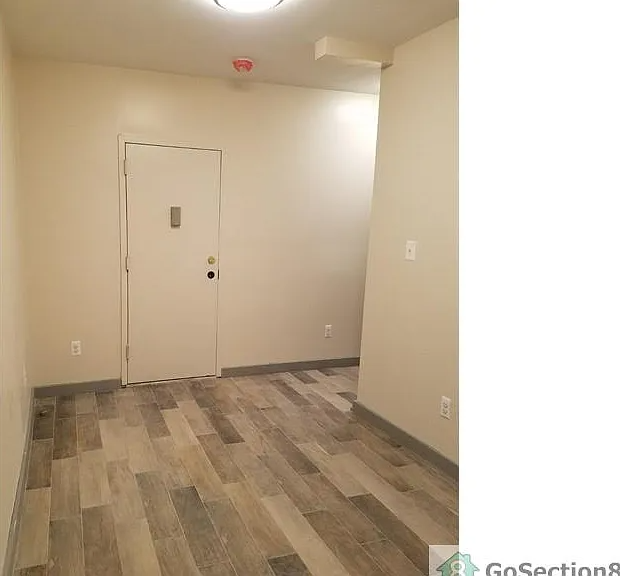 69 James St #302 - Photo 3 of 4