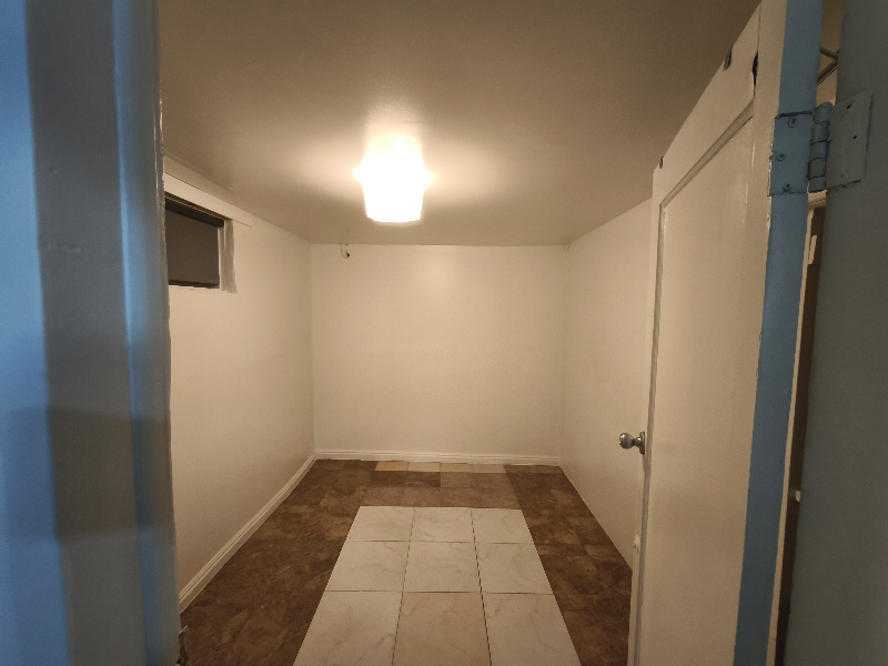 1062 Wn - Photo 2 of 9