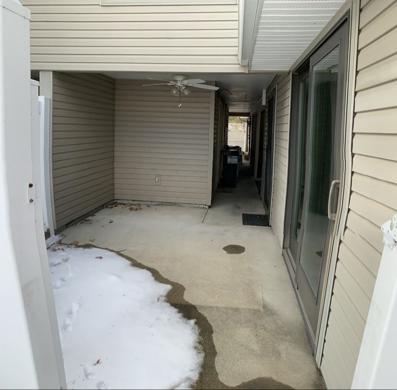 43 Commons Dr - Photo 3 of 14