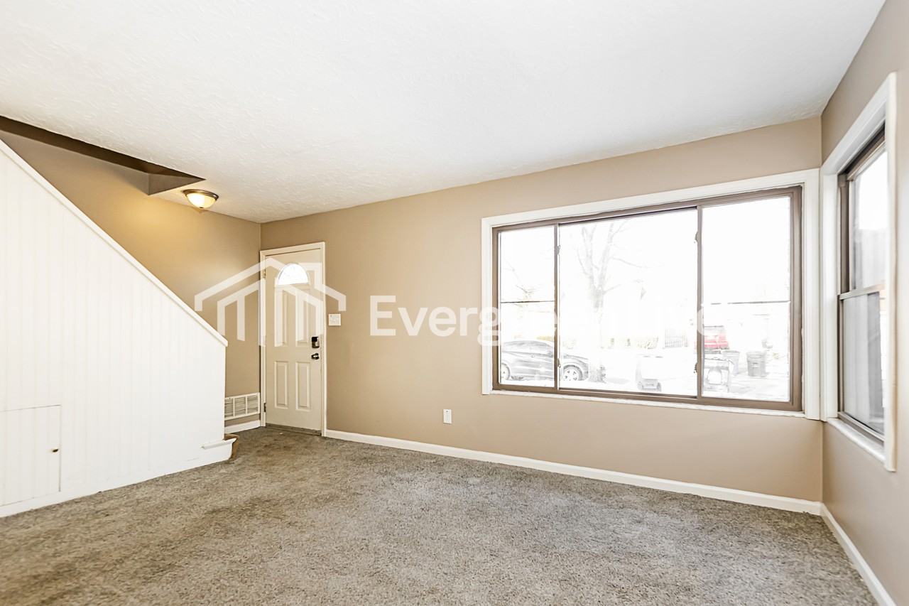 2436 Ned Dr - Photo 5 of 16