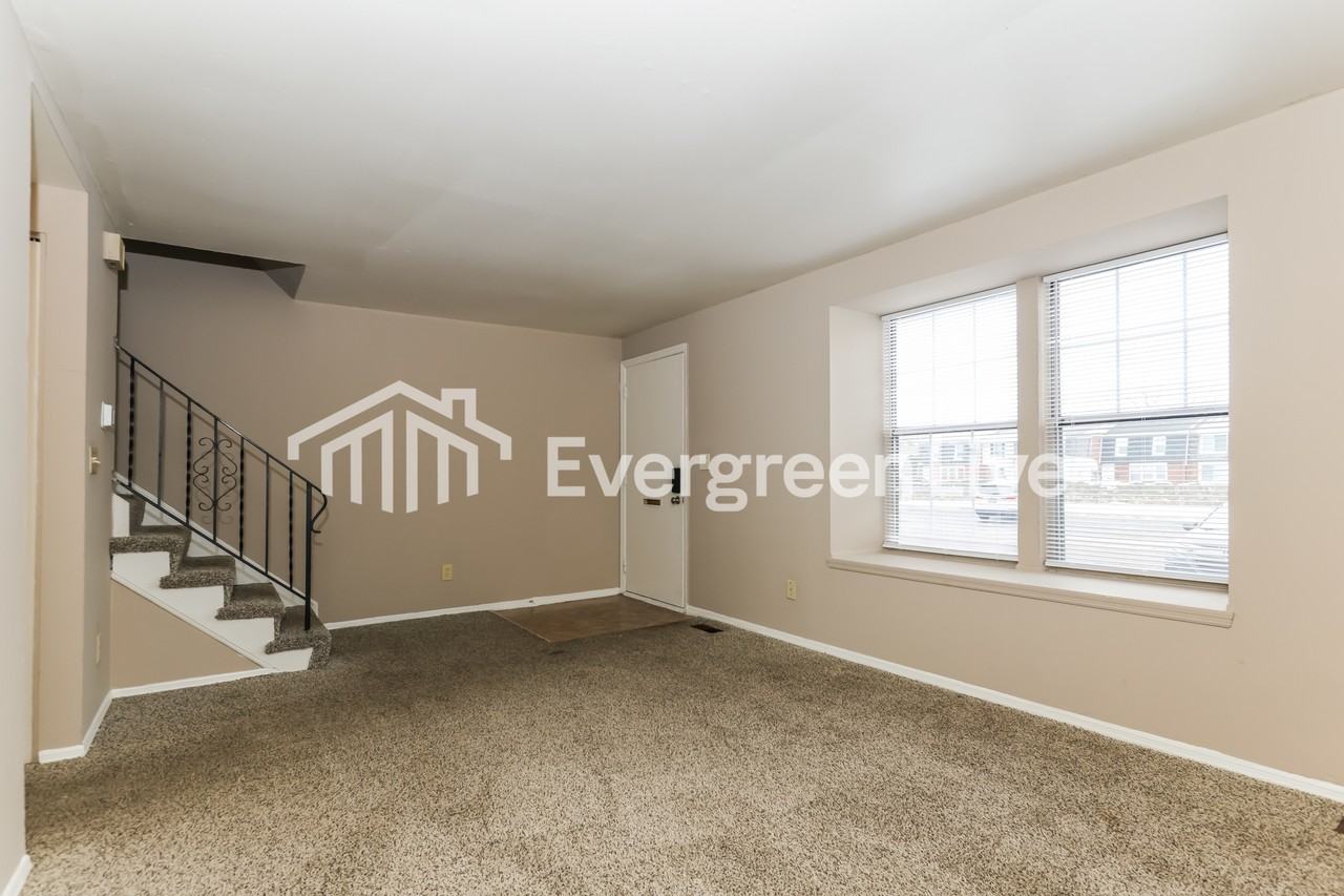 7566 Mount Whitney St - Photo 5 of 16