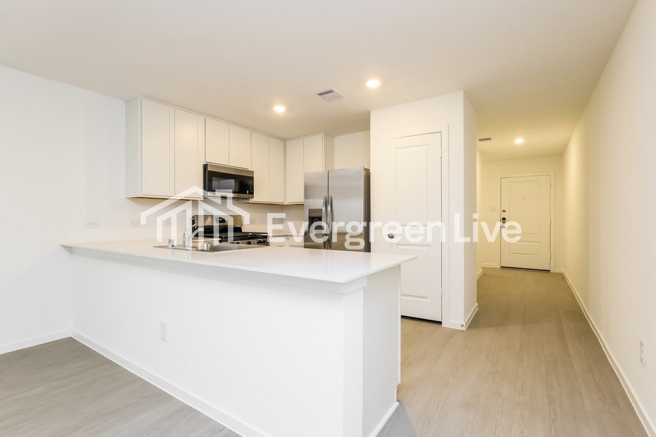 10813 Bird Of Paradise Ln - Photo 5 of 16