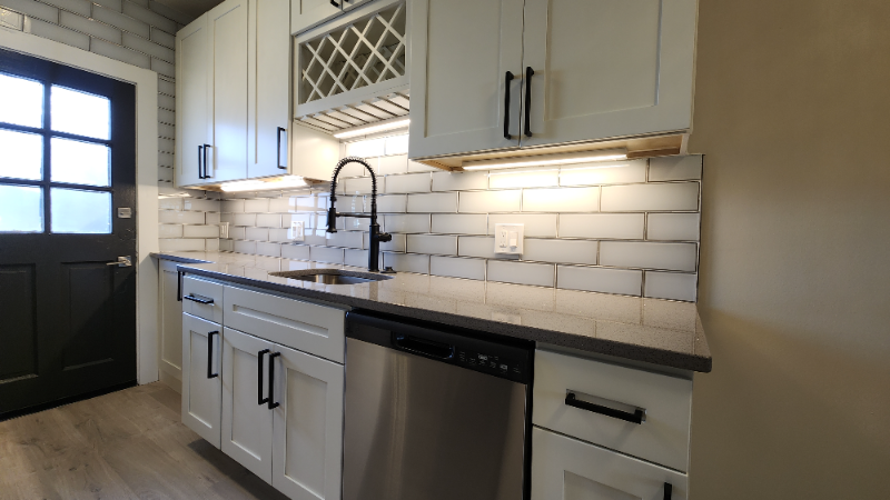 7507 Oxford Dr #3rdFL - Photo 4 of 6