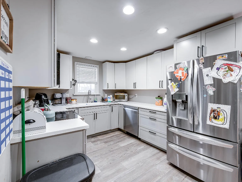 705 South East Street - Photo 5 of 20