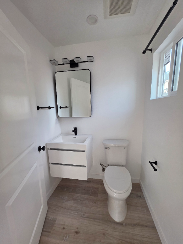 2895 Canal Ave #A - Photo 4 of 12