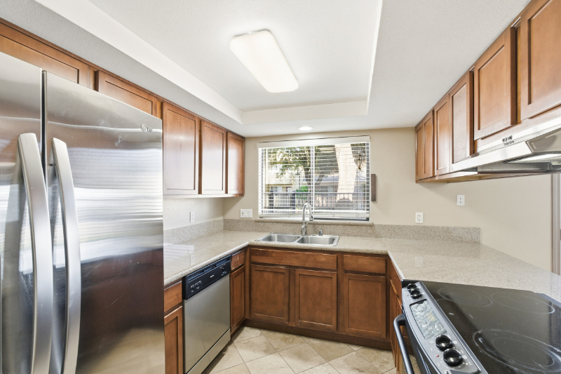 7675 North First Street #109 - Photo 4 of 19