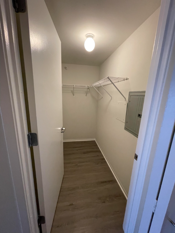 544 North State Street #1000 - Photo 4 of 10