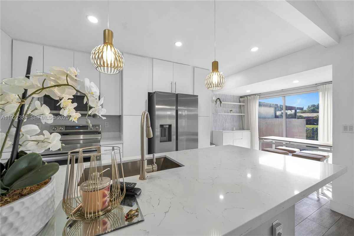 11974 Sw 110th Street Cir S - Photo 3 of 3