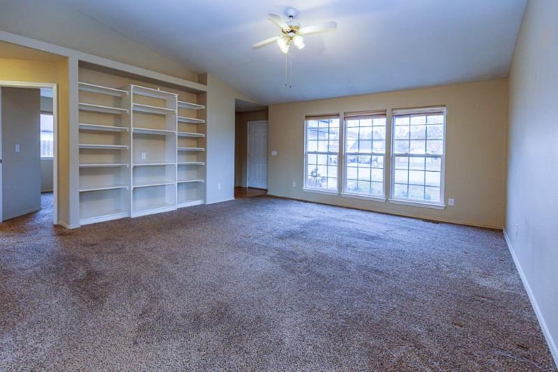 6901 West Tamarindo Court - Photo 3 of 19