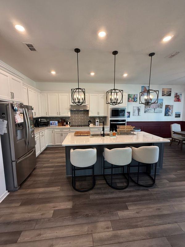 12648 Hayes Clan Rd - Photo 4 of 36