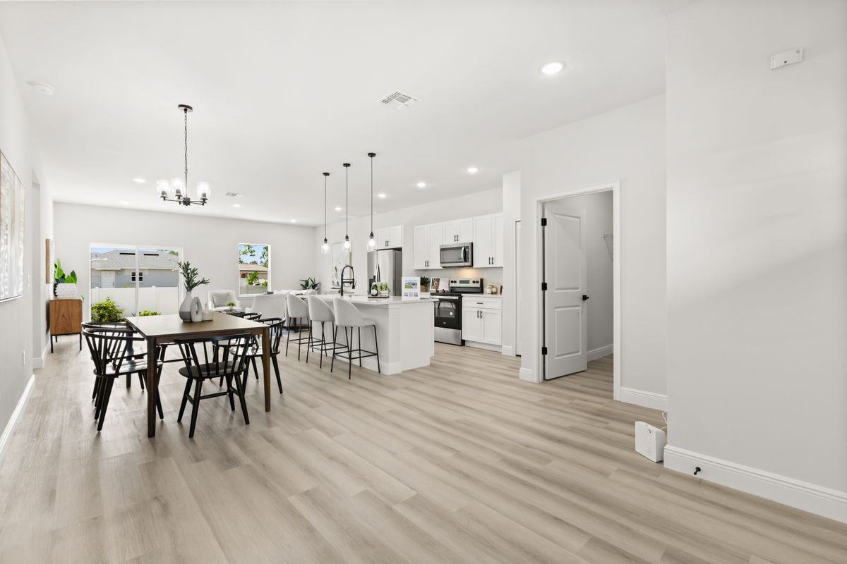 15568 Sw 46th Cir - Photo 2 of 27