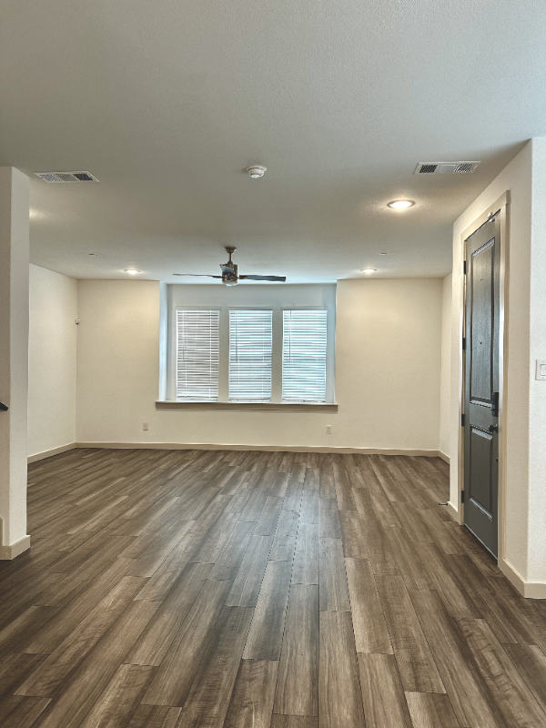 691 Vista Oaks Rd - Photo 3 of 20