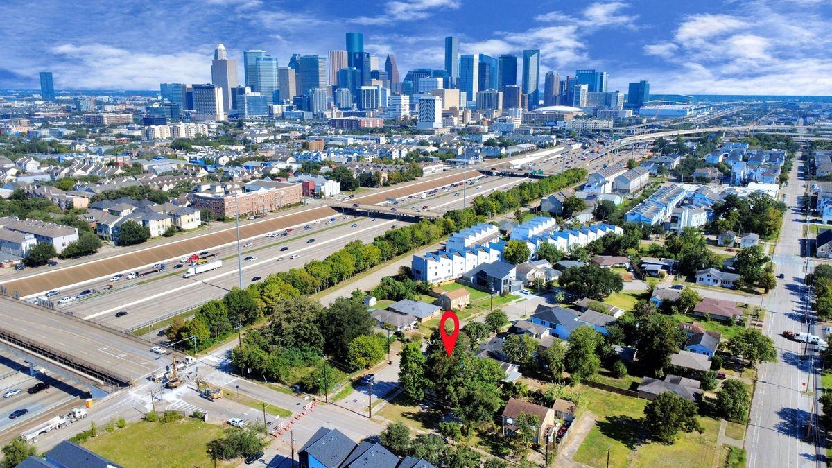 3119 Saint Emanuel Street