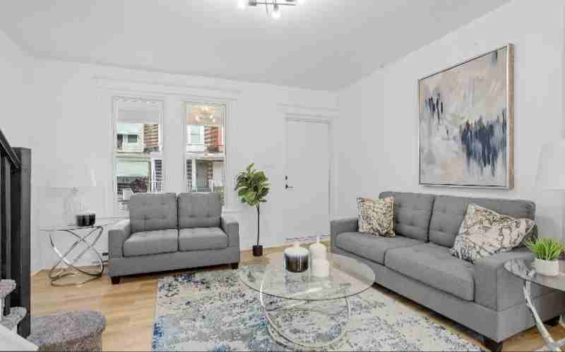 1214 E Stafford St - Photo 2 of 10