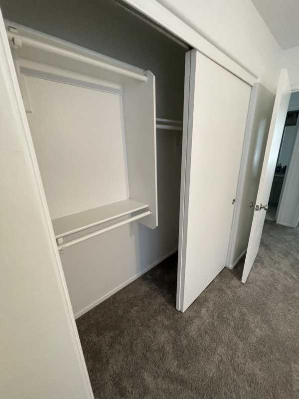 1367 E 10th Pl - Photo 2 of 7