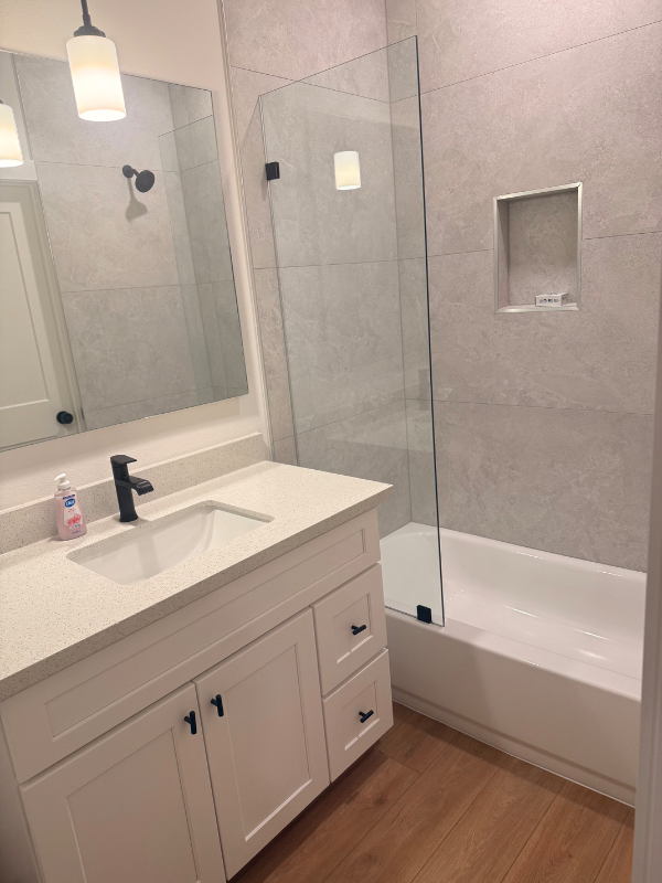 1901 S Victory Dr - Photo 5 of 7