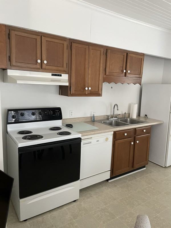 302 Virginia Avenue #C - Photo 3 of 11