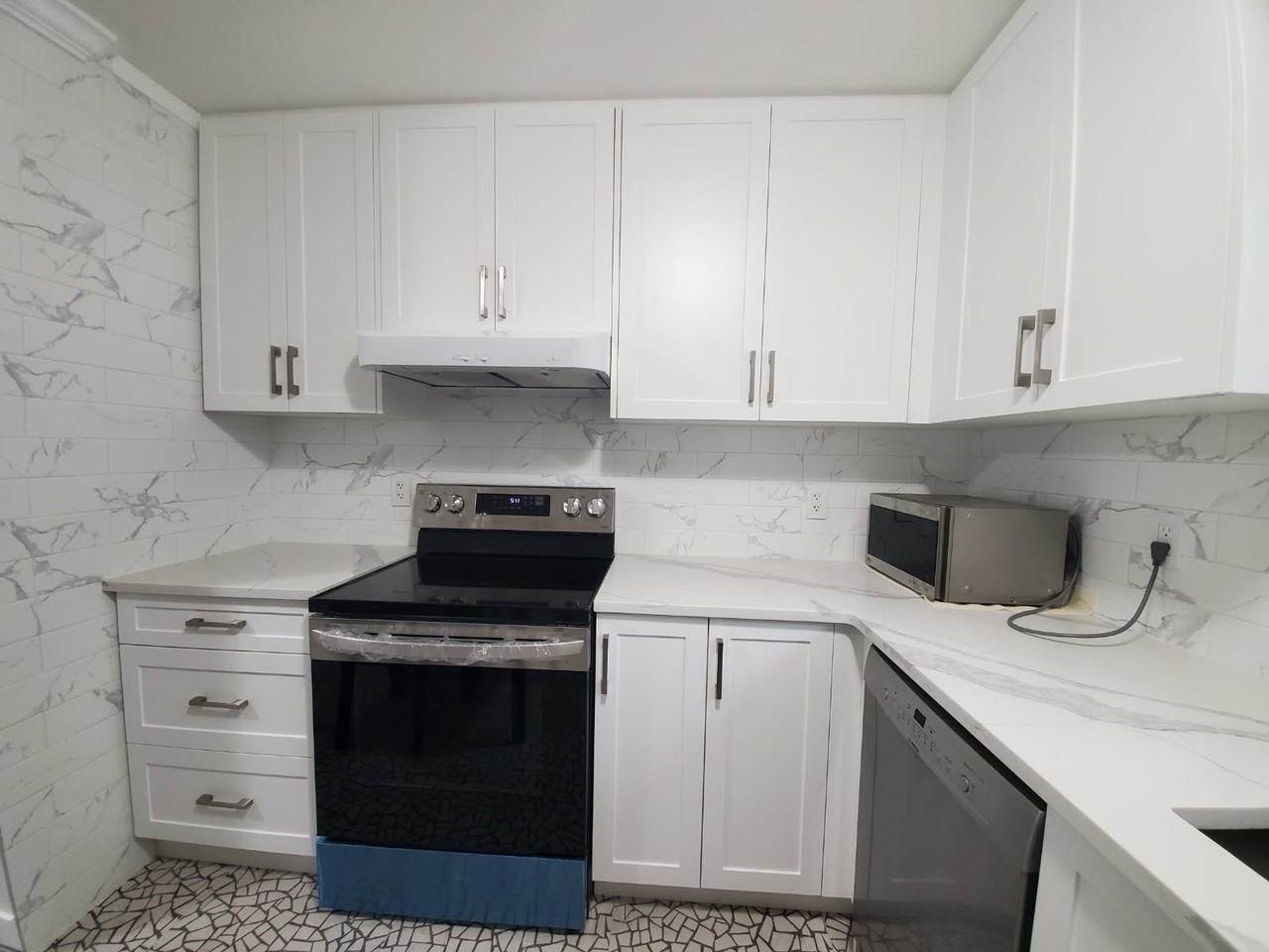 8056 211B Street - Photo 2 of 8