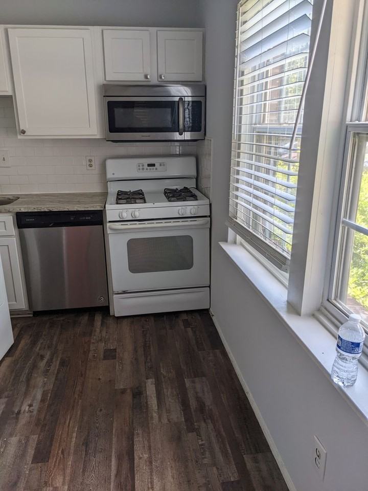 2429 Lawrenceville Hwy #A7 - Photo 4 of 10