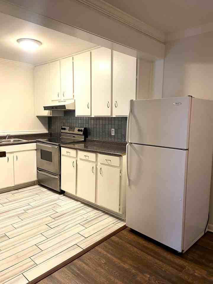 2812 Georgetown Drive - Photo 6 of 11