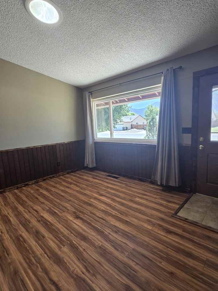 697 Bluerock Rd #NA - Photo 6 of 13