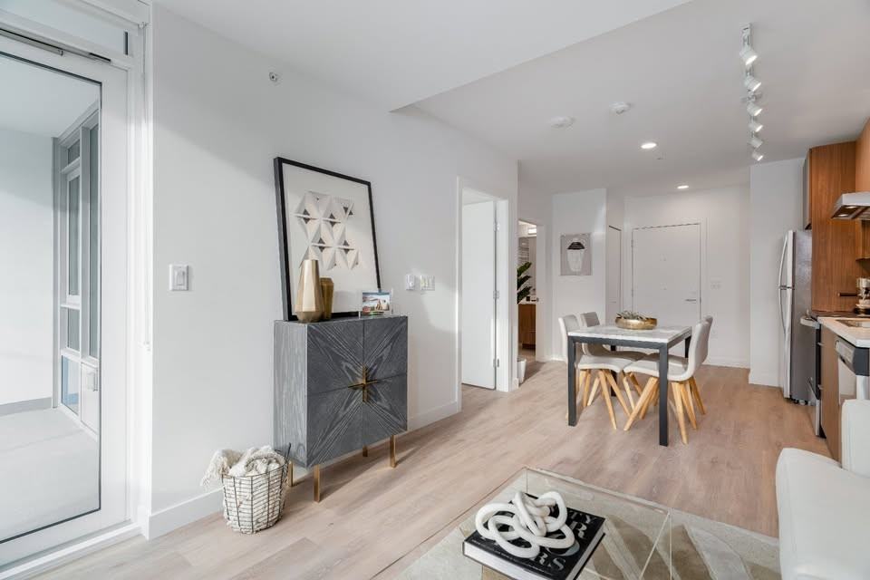 545 Sydney Avenue - Photo 3 of 20