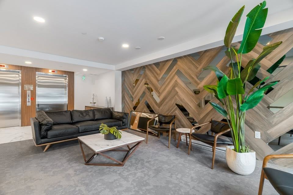 545 Sydney Avenue - Photo 4 of 20