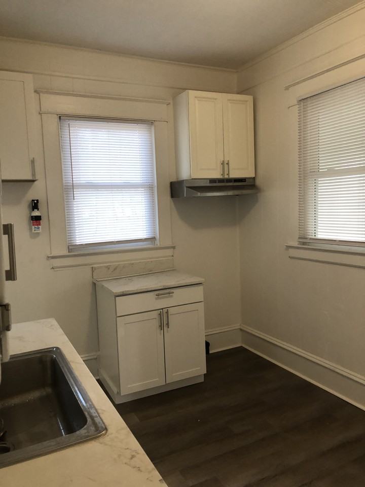 617 Pender St #NA - Photo 4 of 33