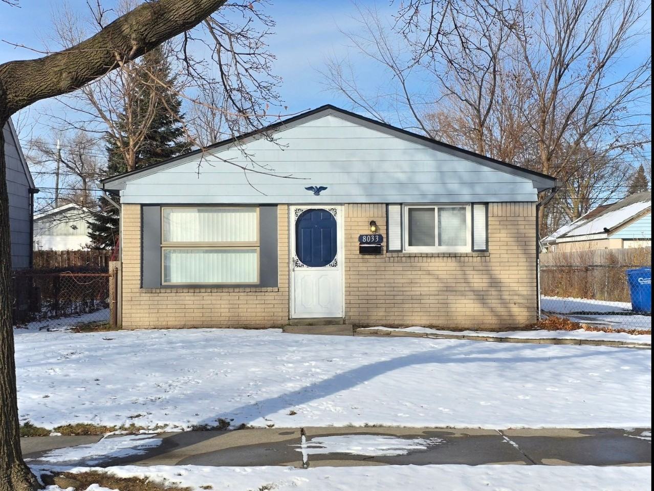 8033 Studebaker Avenue - Photo 2 of 33