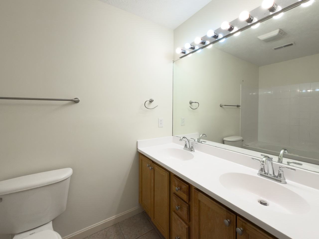 3254 Buckland Sq #D - Photo 7 of 14