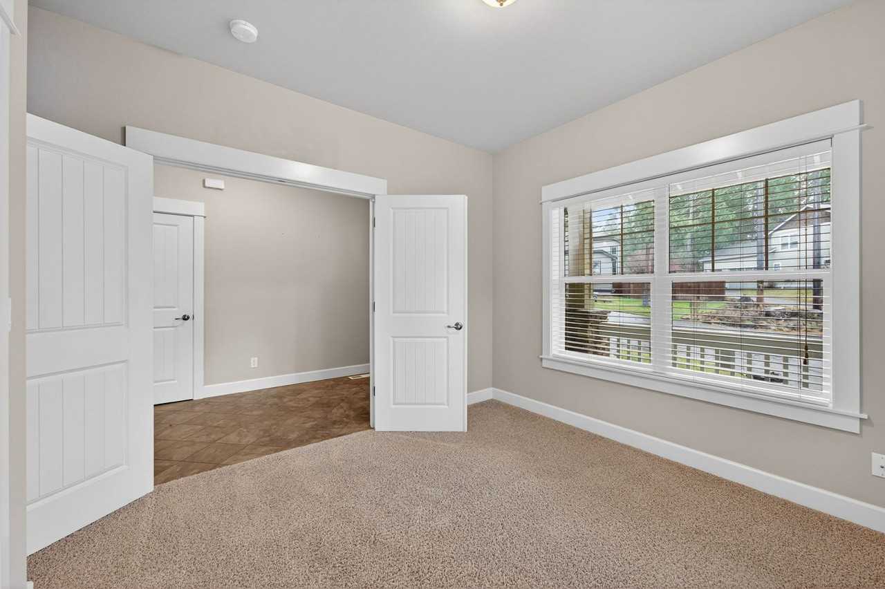 2842 Nw Windham Loop - Photo 6 of 28