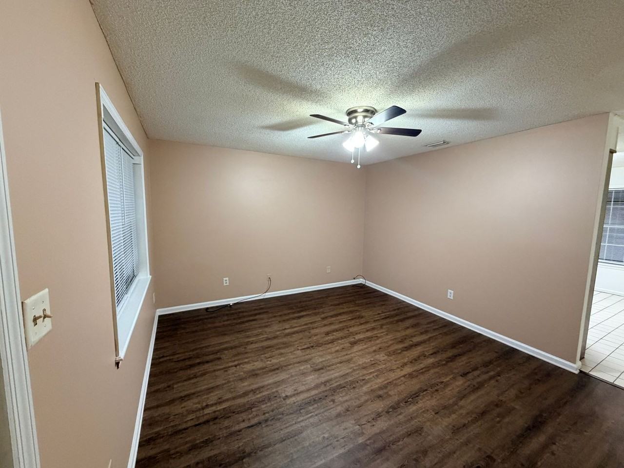 1607 Madison Heights Drive - Photo 3 of 23