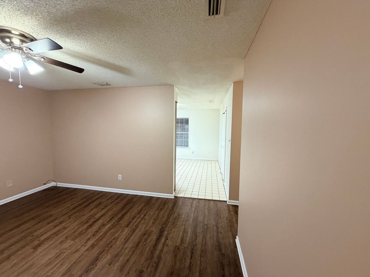 1607 Madison Heights Drive - Photo 5 of 23