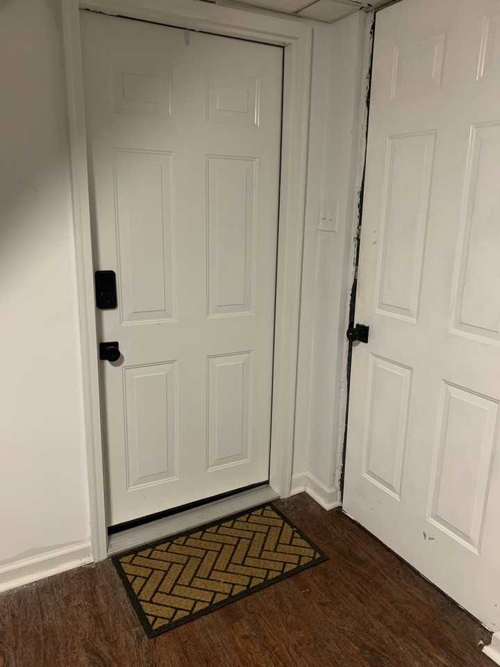 701 Fleetwood Dr #B - Photo 3 of 20