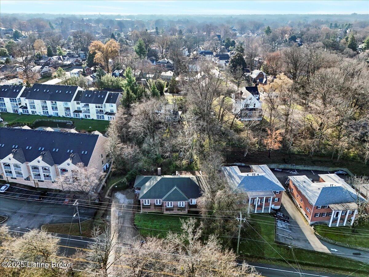 2728 Brownsboro Road - Photo 4 of 32